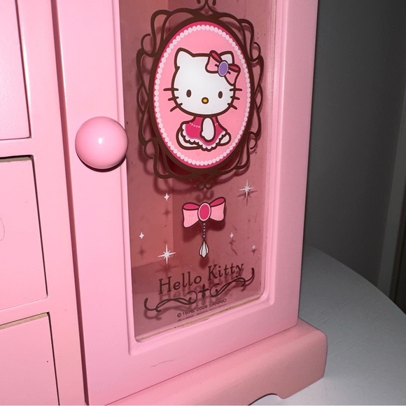 Sanrio Hello Kitty Vintage Jewelry Box Organizer RARE LAST OF ITS KIND VINTAGE - Picture 2 of 16